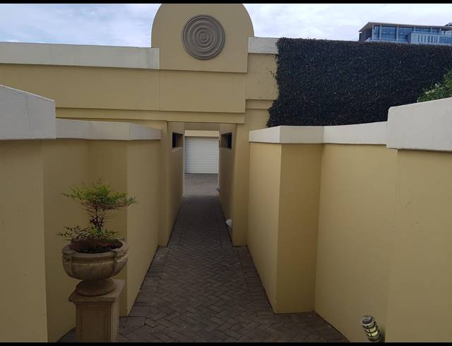 2 BEDROOM APARTMENT TO LET IN ROSEBANK